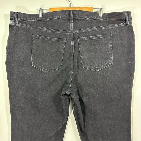 NWT Abercrombie and Fitch Black The ‘90s Straight Ultra High Rise Jeans - Picture 6 of 11